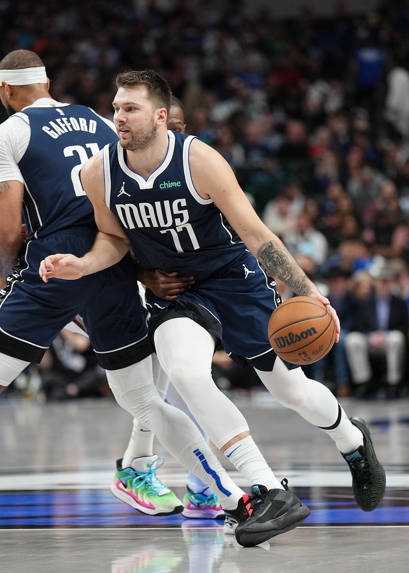 关于达拉斯独行侠迎NBA季后赛关键赛，关键时刻远射贴柱，气氛紧张，训练强度明显提升的信息